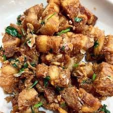 (กับข้าว)ทอดกระเทียมหมูกรอบ