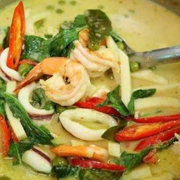 แกงเขียวหวานทะเล หม้อ