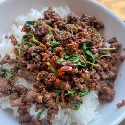 กระเพราเนื้อสับ