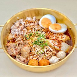 ก๋วยเตี๋ยวต้มยำกระทะทอง