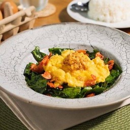 ข้าวไข่ข้น ผัดใบเหลียงกุ้งแก้ว