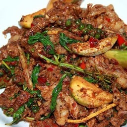 เนื้อผัดเผ็ด