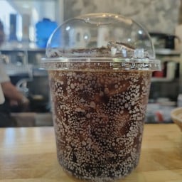 น้ำอัดลมแก้วโอ่ง (ขนาด 24ออนซ์)