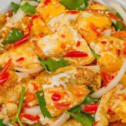 ยำไข่ดาว