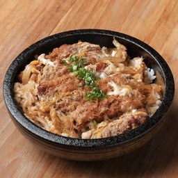 ข้าวหน้าหมูทอดแบบญี่ปุ่น