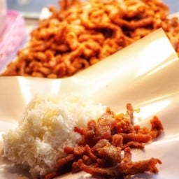 ข้าวเหนียวหมูทอดเซกา(หน้าหลวงพ่อฯ)