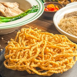 ราดหน้าบะหมี่เหลืองกรอบ