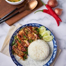 ข้าวมันยำไก่ย่าง