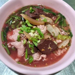ก๋วยเตี๋ยวเนื้อเย็นตาโฟ
