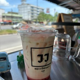 นมสดสตอเบอรี่