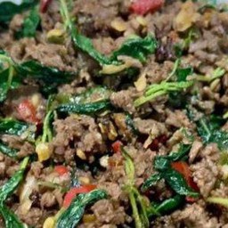 กระเพราเนื้อ