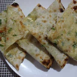 Cheese Naan