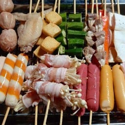 หม่าล่าหน้าไฟ-ปิ้งย่างถ่าน ร่มโพธิ์ทอง
