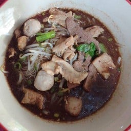 ก๋วยเตี๋ยวเรือ นายพล by เจ๊ปอง สาขา 2