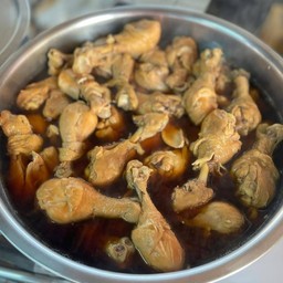 น่องเล็กตุ๋นเปล่าๆ