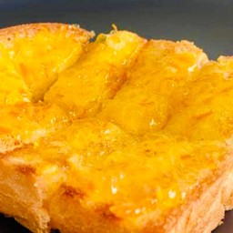 ขนมปังแยมส้ม