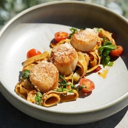 Scallops Chili Oil Fettuccine 