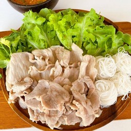 เมี่ยงสันคอหมูสไลด์