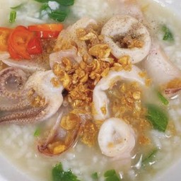 ข้าวต้มปลาหมึก