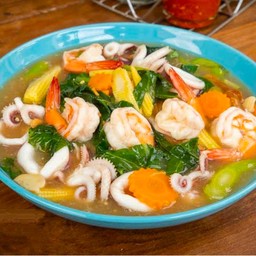 ราดหน้าทะเล