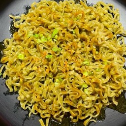 เส้นบะหมี่ผัก