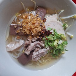 ร้าน ข้าวเปียกเส้นหมู