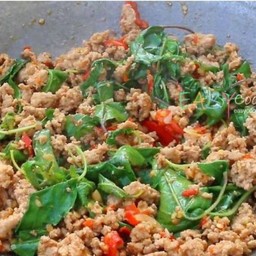 ข้าวกะเพราหมู+เป๊ปซี่กระป๋อง