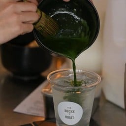 Coconut Pure Matcha (มัทฉะ+น้ำมะพร้าว)