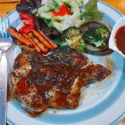 สเต็กไก่พริกไทดำ