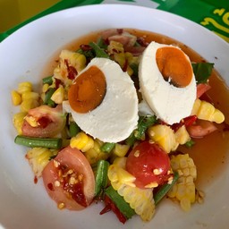 ตำข้าวโพด (ไข่เค็มต้องเพิ่มท๊อปปิ้ง)