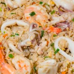 ข้าวผัดทะเล