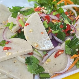 ยำหมูยอ