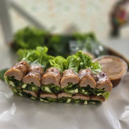 ครัวคุณเก๋ (แหนมเนือง)