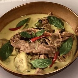 Green Curry With Beef / แกงเขียวหวานเนี้อ
