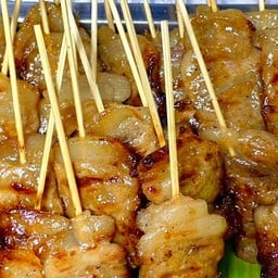 หมูปิ้งโบราณ ย่างไป ขายไป by ป้าพิมพ์