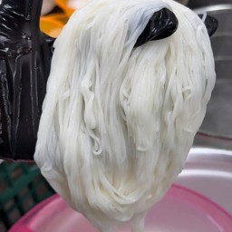 เส้นขนมจีน