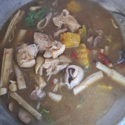 แกงอ่อมไก่