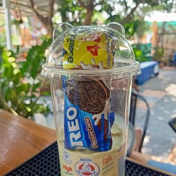 นมหมี + โอริโอ้ปั่น