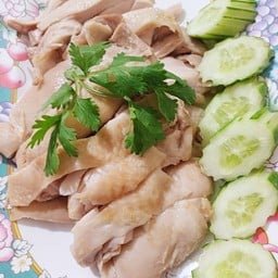 ไก่ต้มสับเปล่าฟรีน้ำแตงกวา