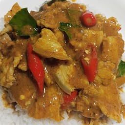 [อร่อยซ่ากับโค้ก] หมูสามชั้นผัดพริกแกงใต้ +  โค้ก ออริจินัล (ขวด)