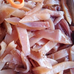หมึกกรอบ  300กรัม  89บาท