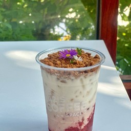 สตรอเบอร์รี่นมสดครัมเบิ้ล