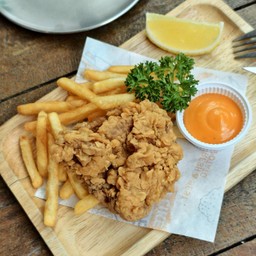 Chick and Chips (ไก่)