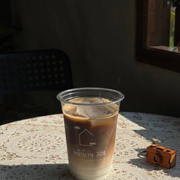 คอฟฟี่ลาเต้มะพร้าว