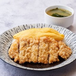 Omurice with Tonkatsu