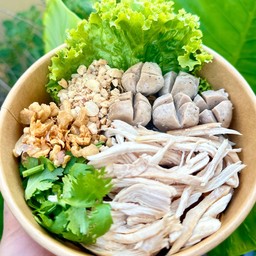 หมี่คลุกไก่ฉีก