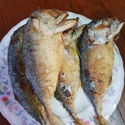 ปลาทูทอด