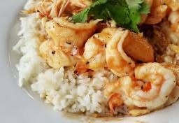 กุ้งทอดพริกไทยดำราดข้าว