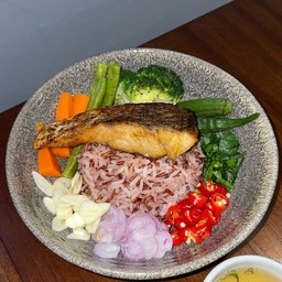 ข้าวขยำปลากระพง