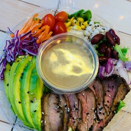 สลัดเนื้อย่าง